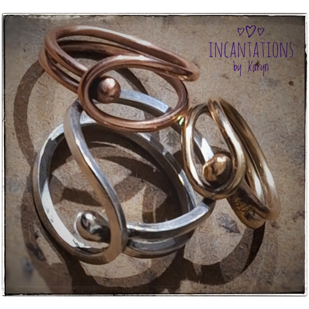 Hook and ball ring
